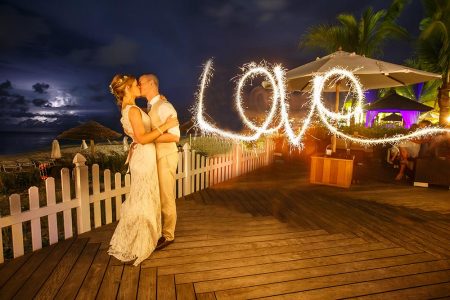 Love - Turks and Caicos Wedding Photographer, Brilliant Studios