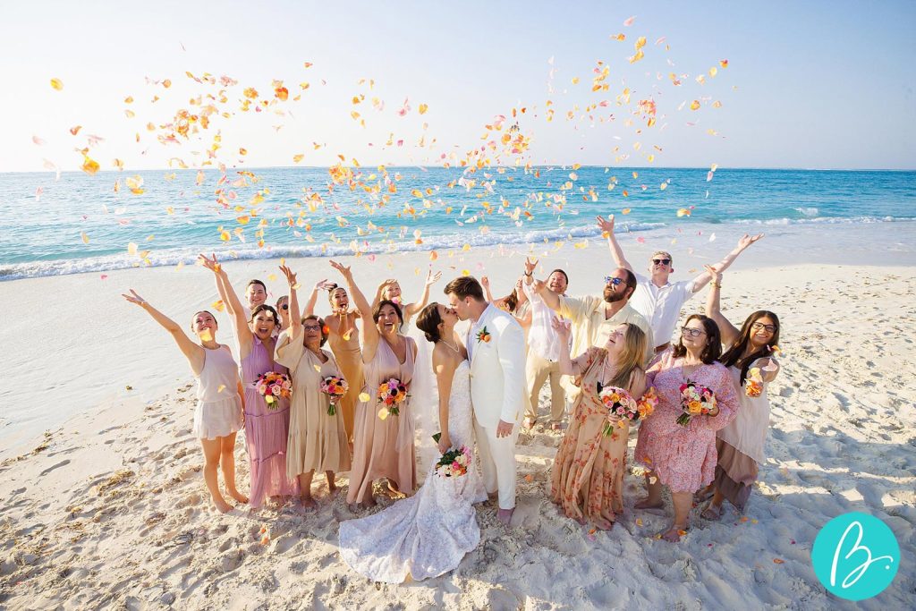 Wedding on the beach, grace bay